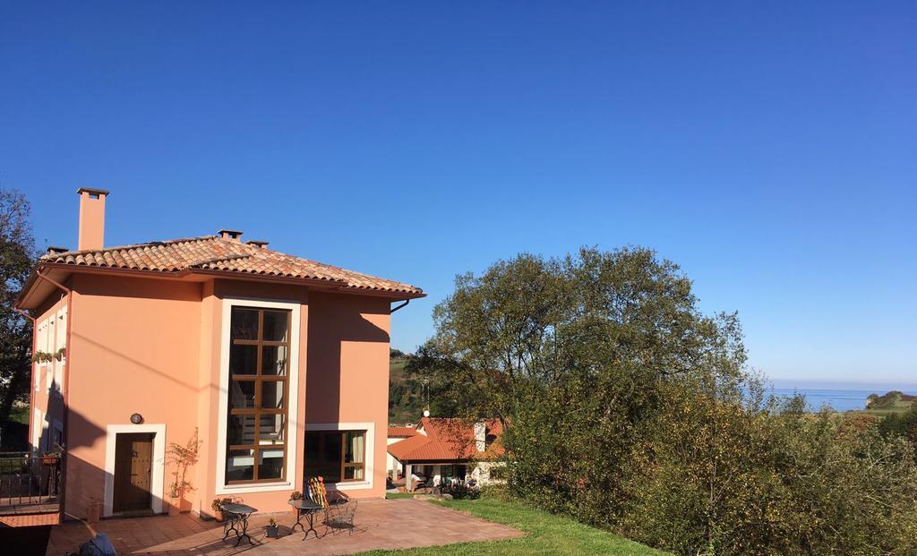 La Casa En El Camino Pension Pendueles Buitenkant foto